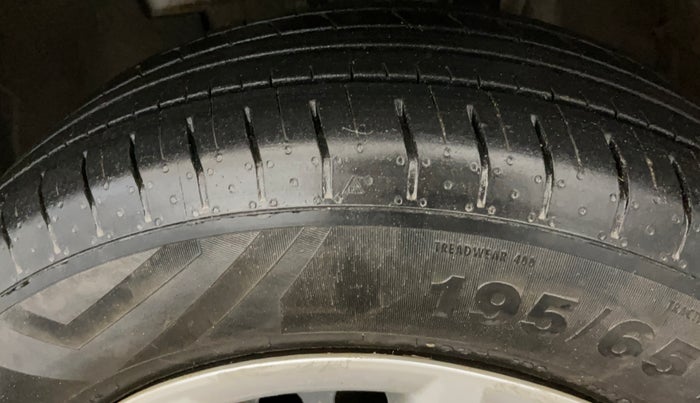 2021 Hyundai VENUE S 1.2, Petrol, Manual, 52,945 km, Left Front Tyre Tread