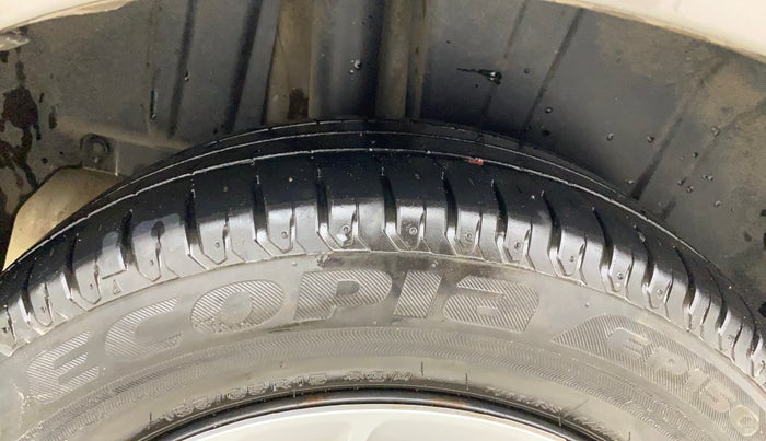 2024 Maruti Ertiga   VXI (O) CNG, CNG, Manual, 37,733 km, Right Rear Tyre Tread