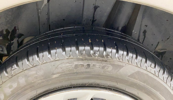 2024 Maruti Ertiga   VXI (O) CNG, CNG, Manual, 37,733 km, Left Rear Tyre Tread