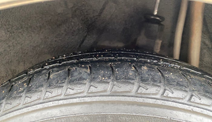 2019 Datsun Go T CVT, CNG, Automatic, 1,12,699 km, Left Rear Tyre Tread