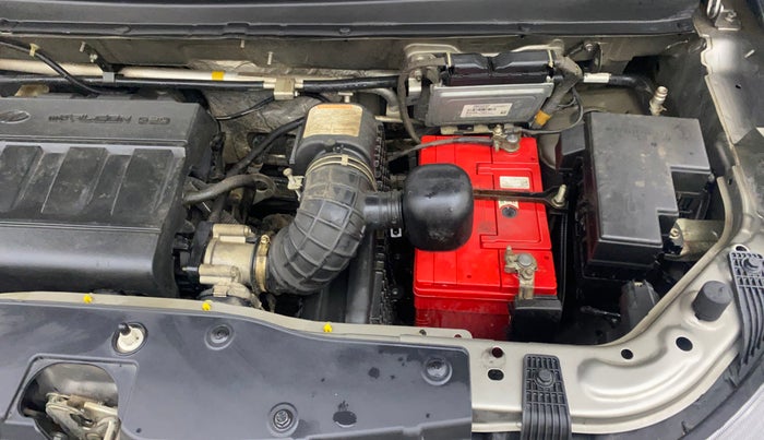 2018 Mahindra KUV 100 NXT K8 P 6 STR, Petrol, Manual, 16,675 km, Engine View - Left