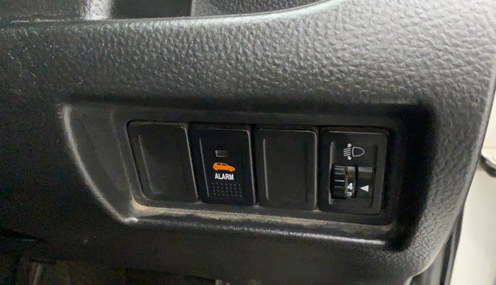 2016 Maruti Swift LXI, Petrol, Manual, 62,995 km, Dashboard - Headlight height adjustment not working