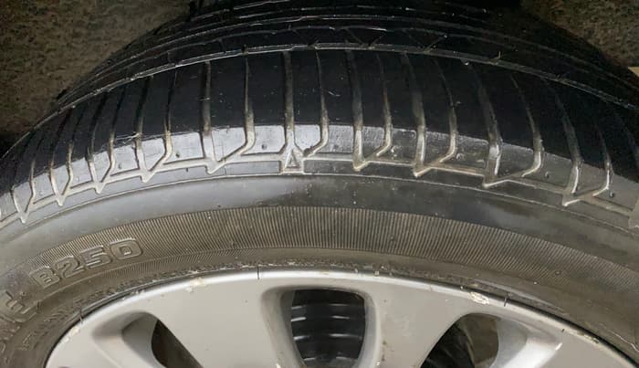 2019 Maruti Baleno ZETA PETROL 1.2, Petrol, Manual, 66,425 km, Left Rear Tyre Tread