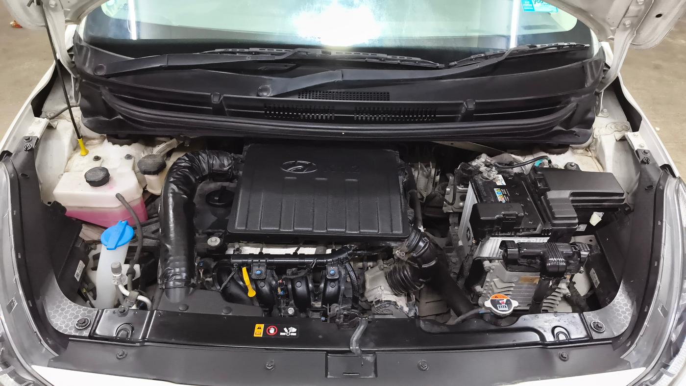 2023 Hyundai GRAND I10 NIOS SPORTZ AMT 1.2 KAPPA VTVT, Petrol, Automatic, 18,951 km, Engine View