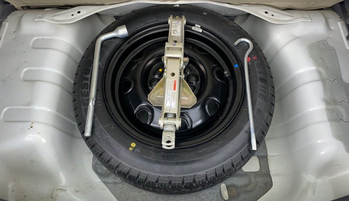 2019 Maruti Alto K10 VXI P, Petrol, Manual, 17,701 km, Spare Tyre