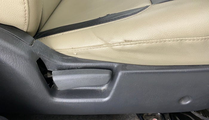 2019 Maruti Alto K10 VXI P, Petrol, Manual, 17,701 km, Driver Side Adjustment Panel