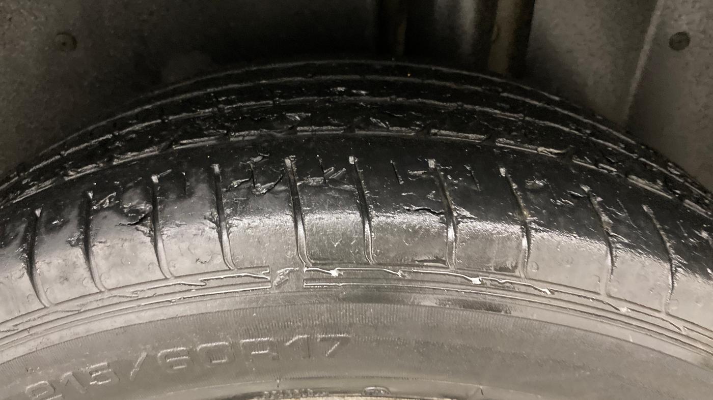 2019 MG HECTOR SMART 1.5 DCT PETROL, Petrol, Automatic, 39,934 km, Left Rear Tyre Tread