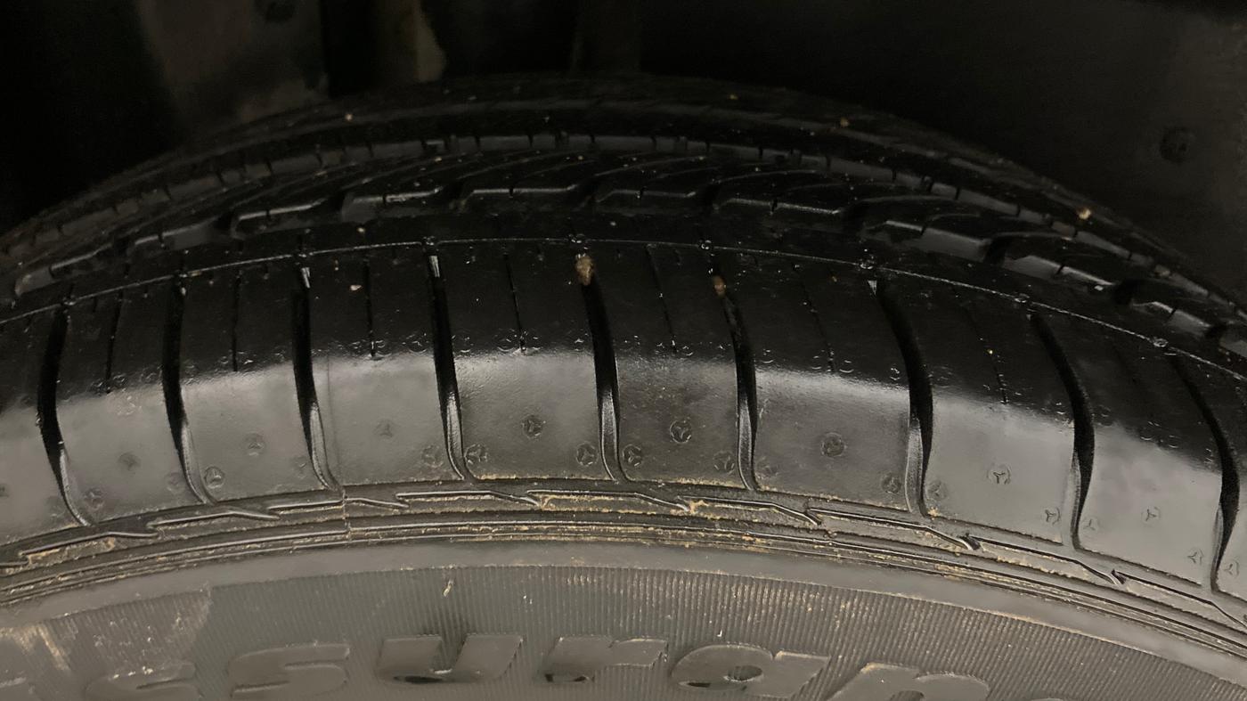2019 MG HECTOR SMART 1.5 DCT PETROL, Petrol, Automatic, 39,934 km, Right Rear Tyre Tread
