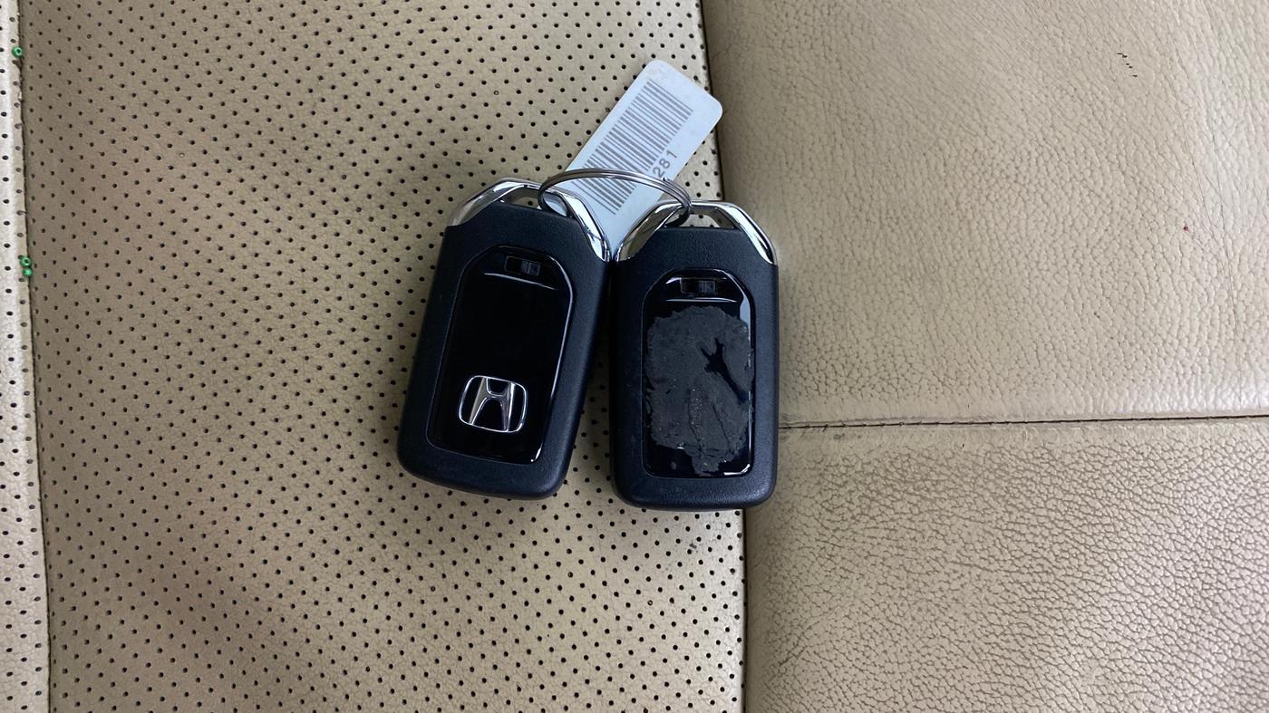 2021 Honda City 1.5L I-VTEC ZX, Petrol, Manual, 1,39,863 km, Key Close Up