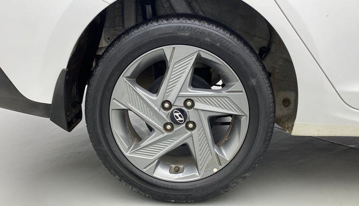 2020 Hyundai Verna SX 1.5 VTVT IVT, Petrol, Automatic, 39,821 km, Right Rear Wheel