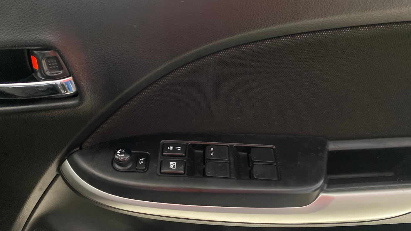 2018 Maruti Baleno ALPHA PETROL 1.2, Petrol, Manual, 25,202 km, Driver Side Door Panels Control
