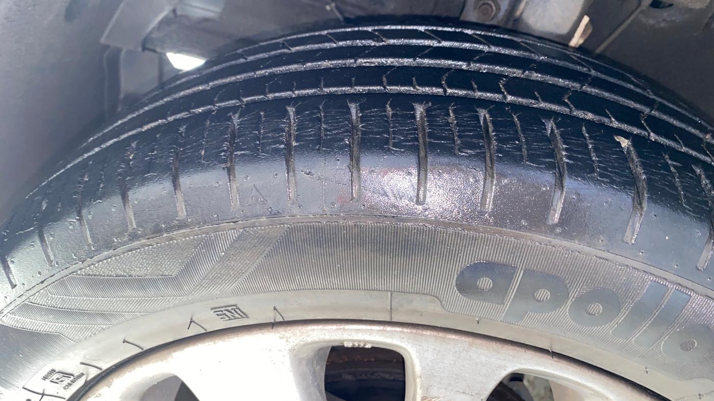 2018 Maruti Baleno ALPHA PETROL 1.2, Petrol, Manual, 25,202 km, Left Front Tyre Tread