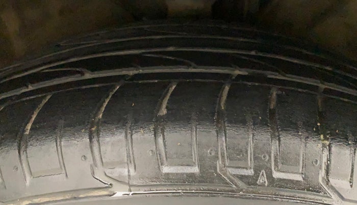 2019 Hyundai Creta SX AT 1.6 PETROL, Petrol, Automatic, 38,662 km, Right Front Tyre Tread