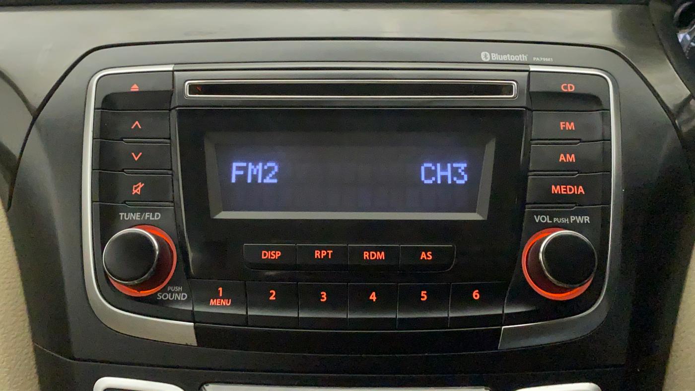 2015 Maruti Ciaz VXI, Petrol, Manual, 40,190 km, Infotainment System