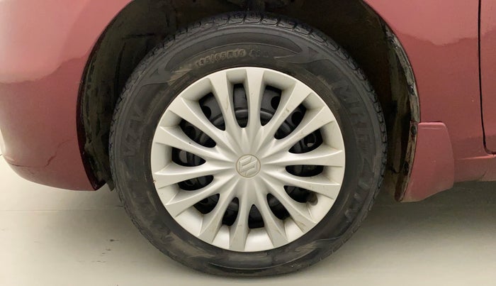 2015 Maruti Ciaz VXI, Petrol, Manual, 40,190 km, Left Front Wheel