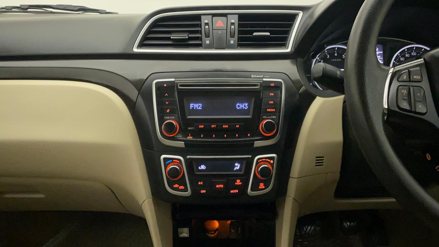 2015 Maruti Ciaz VXI, Petrol, Manual, 40,190 km, Air Conditioner
