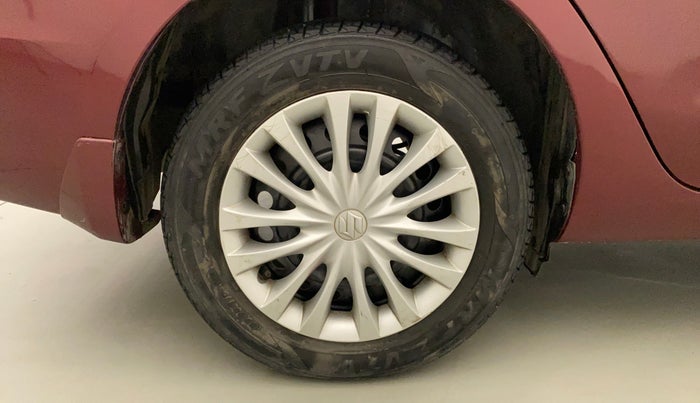 2015 Maruti Ciaz VXI, Petrol, Manual, 40,190 km, Right Rear Wheel