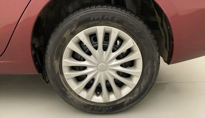 2015 Maruti Ciaz VXI, Petrol, Manual, 40,190 km, Left Rear Wheel