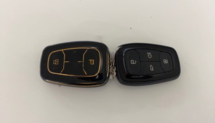 2023 Tata PUNCH ACCOMPLISHED MT, Petrol, Manual, 7,305 km, Key Close Up