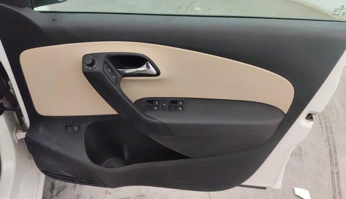 2021 Skoda Rapid STYLE TSI, Petrol, Manual, 40,438 km, Driver Side Door Panels Control