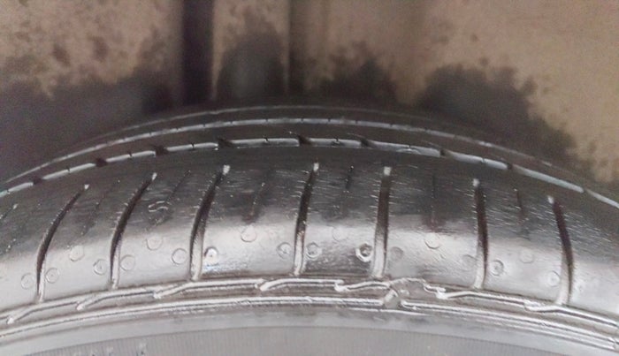 2021 Skoda Rapid STYLE TSI, Petrol, Manual, 40,438 km, Right Rear Tyre Tread