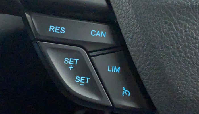 2018 Ford Ecosport TITANIUM 1.5L SPORTS(SUNROOF) DIESEL, Diesel, Manual, 34,091 km, Adaptive Cruise Control