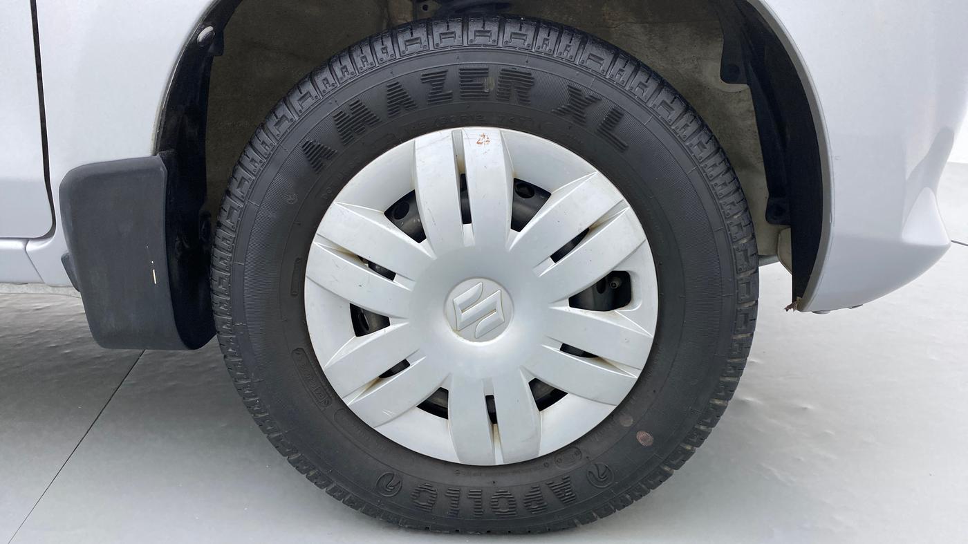 2016 Maruti Alto 800 LXI, Petrol, Manual, 23,101 km, Right Front Wheel