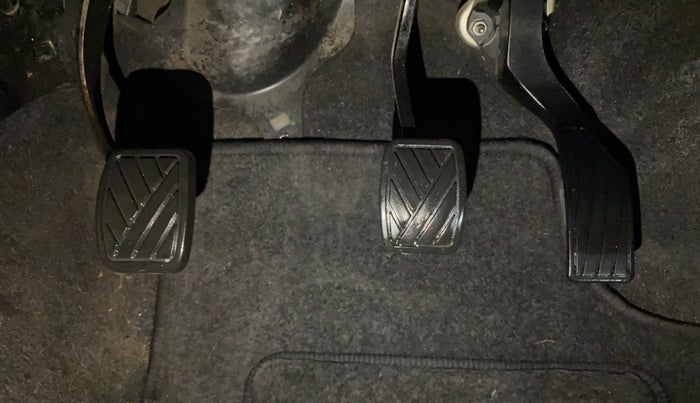 2014 Maruti Ritz VXI, Petrol, Manual, 39,724 km, Pedals