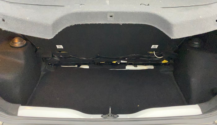 2022 Tata PUNCH ACCOMPLISHED MT, Petrol, Manual, 24,845 km, Boot Inside