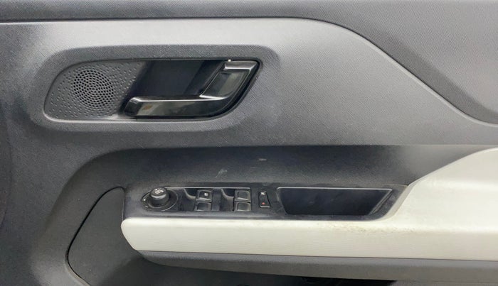 2022 Tata PUNCH ACCOMPLISHED MT, Petrol, Manual, 24,845 km, Driver Side Door Panels Control