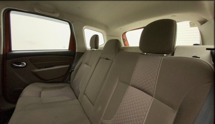 2017 Renault Duster 110 PS RXZ 4X2 AMT DIESEL, Diesel, Automatic, 85,431 km, Right Side Rear Door Cabin