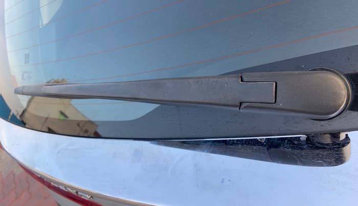 2022 Maruti Baleno ALPHA 1.2 AGS, Petrol, Automatic, 68,106 km, Rear Wiper
