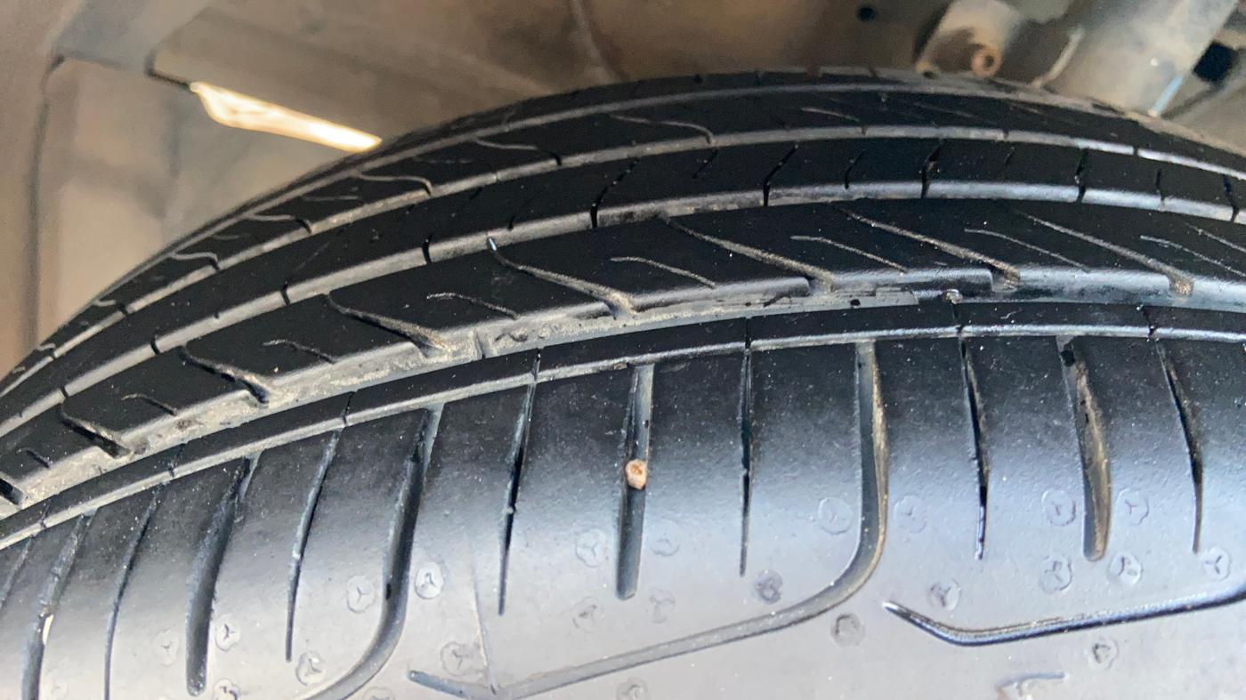 2022 Maruti Baleno ALPHA 1.2 AGS, Petrol, Automatic, 68,106 km, Left Front Tyre Tread