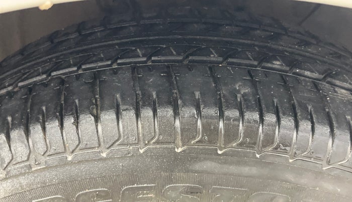 2018 Hyundai Elite i20 ASTA 1.2  CVT, Petrol, Automatic, 59,383 km, Right Front Tyre Tread