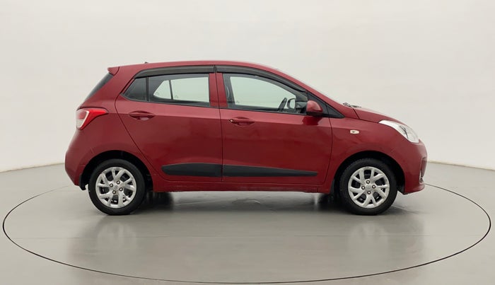 2017 Hyundai Grand i10 MAGNA 1.2 KAPPA VTVT, Petrol, Manual, 15,238 km, Right Side View
