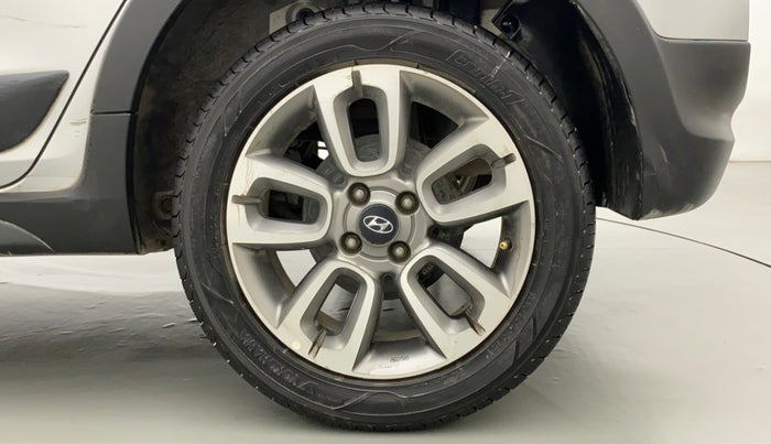 2015 Hyundai i20 Active 1.2 S, Petrol, Manual, 62,593 km, Left Rear Wheel