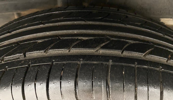 2018 Toyota YARIS VX CVT, Petrol, Automatic, 29,982 km, Right Rear Tyre Tread