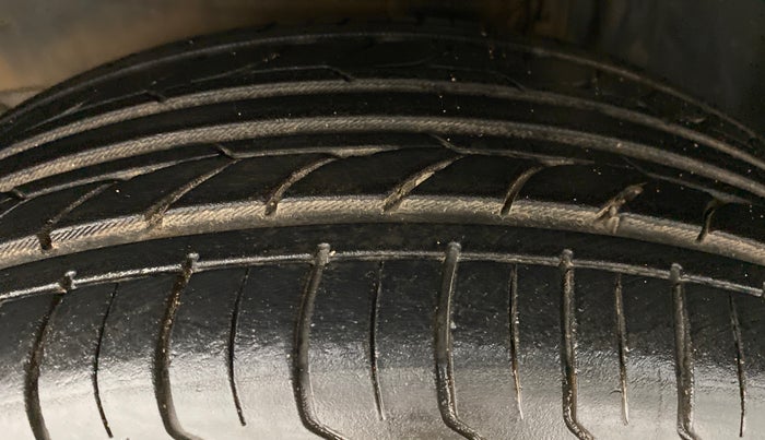 2018 Toyota YARIS VX CVT, Petrol, Automatic, 29,982 km, Left Front Tyre Tread
