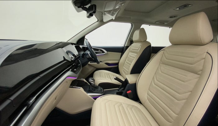 2022 KIA CARENS LUXURY PLUS 1.5 DIESEL AT 7 STR, Diesel, Automatic, 19,477 km, Right Side Front Door Cabin