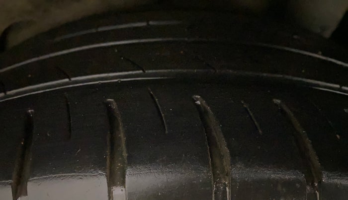 2015 Skoda Octavia ELEGANCE 1.8 TSI AT, Petrol, Automatic, 85,509 km, Left Rear Tyre Tread