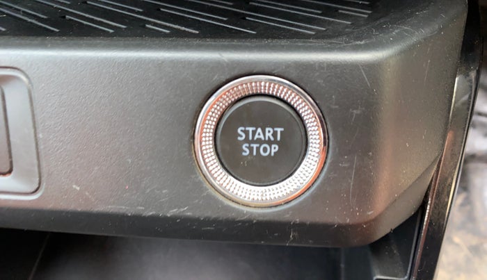 2021 Renault Kiger RXZ MT, Petrol, Manual, 67,026 km, Keyless Start/ Stop Button