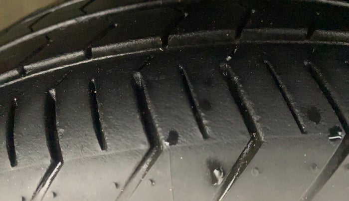 2024 Maruti Celerio ZXI PLUS AGS, Petrol, Automatic, 5,595 km, Right Front Tyre Tread