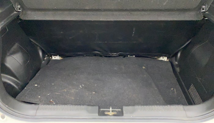 2018 Maruti Swift VXI, Petrol, Manual, 64,674 km, Boot Inside