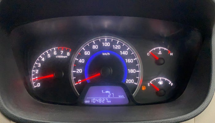 2015 Hyundai Grand i10 SPORTZ 1.2 KAPPA VTVT, Petrol, Manual, 1,04,808 km, Odometer Image