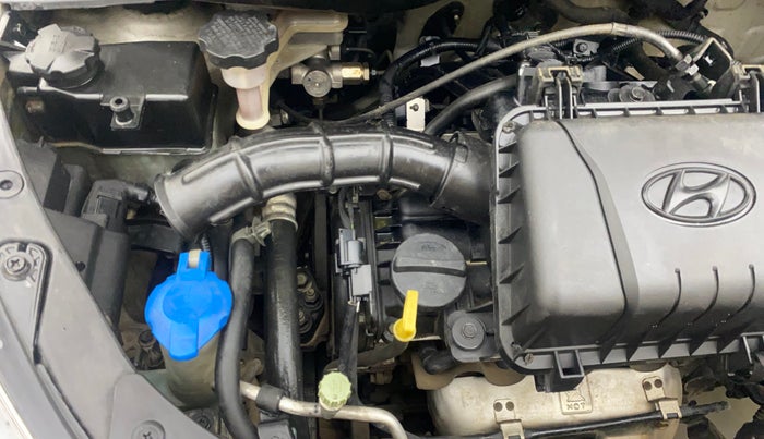 2014 Hyundai i10 MAGNA 1.1, Petrol, Manual, 69,018 km, Engine View - Right