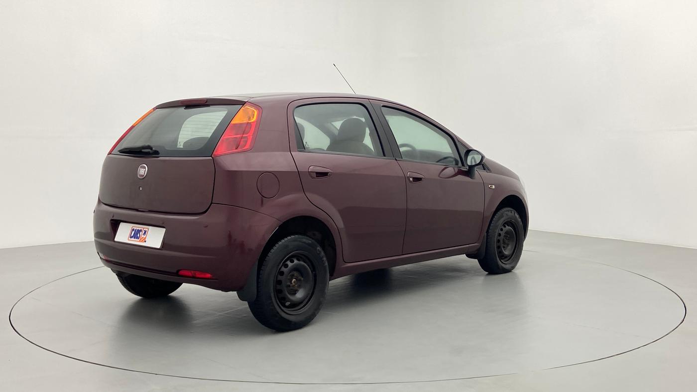 2013 Fiat Grand Punto DYNAMIC 1.3, Diesel, Manual, 27,873 km, Right Back Diagonal
