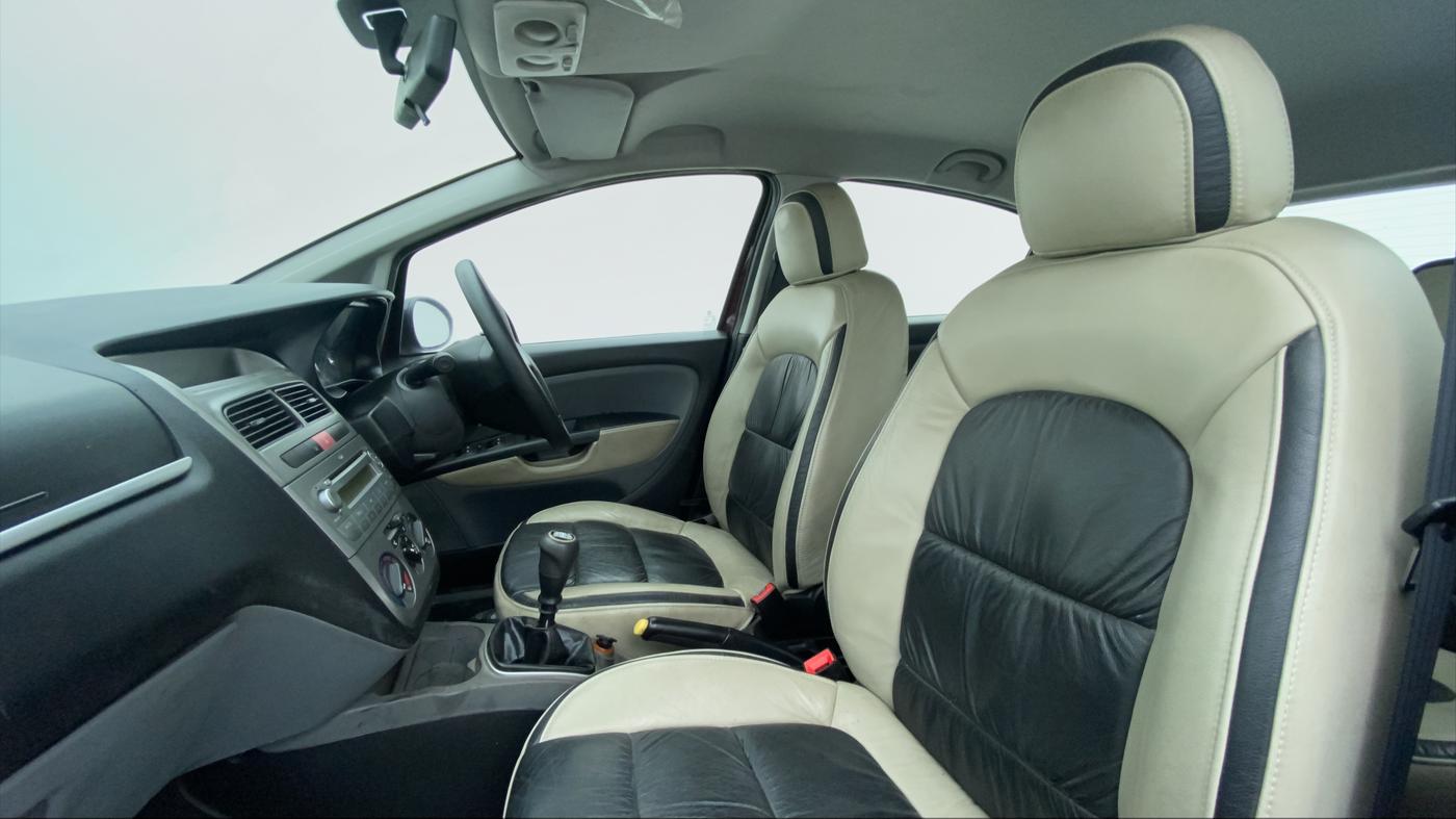2013 Fiat Grand Punto DYNAMIC 1.3, Diesel, Manual, 27,873 km, Right Side Front Door Cabin