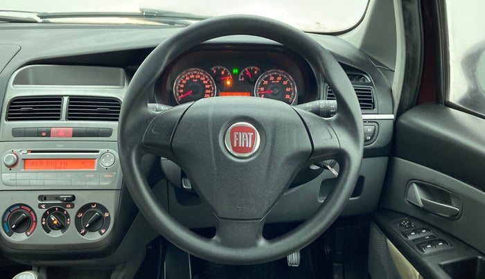 2013 Fiat Grand Punto DYNAMIC 1.3, Diesel, Manual, 27,873 km, Steering Wheel Close Up