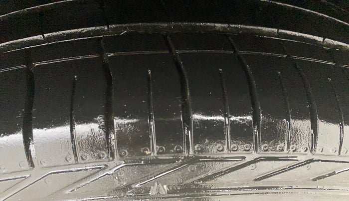 2021 Tata NEXON XZA PLUS (O) DIESEL DUAL TONE, Diesel, Automatic, 46,355 km, Left Rear Tyre Tread