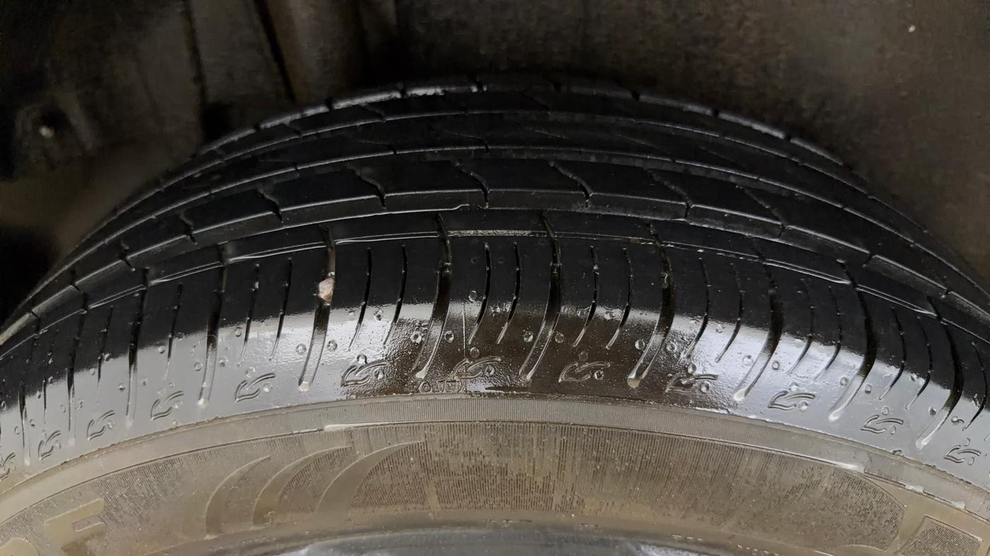 2023 Maruti BREZZA ZXI AT SMART HYBRID, Petrol, Automatic, 4,506 km, Right Rear Tyre Tread
